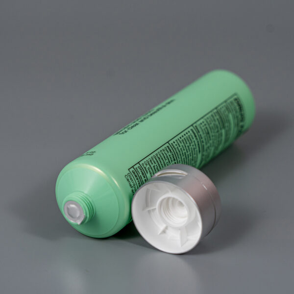 cosmetic tube for anti-age serum (7)