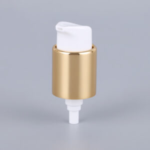 0.5cc lotion dispenser pump with gold collar r p17