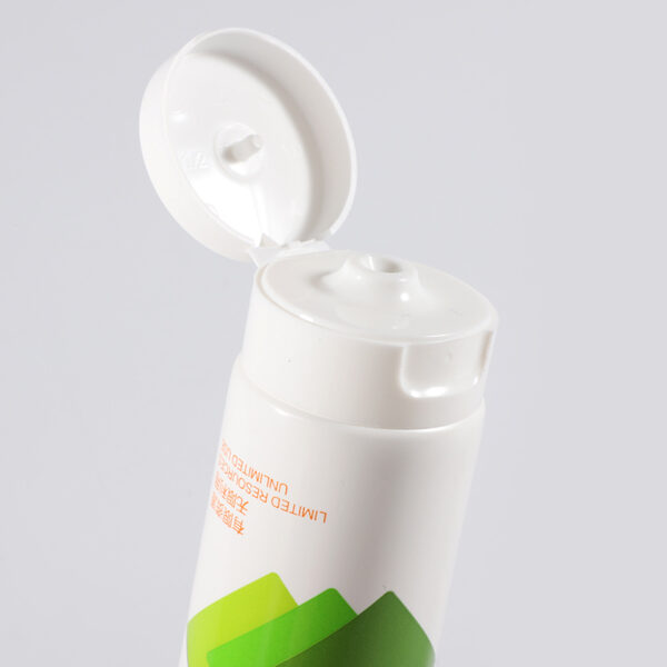 PCR Cosmetic Tube For Cleanser (1)